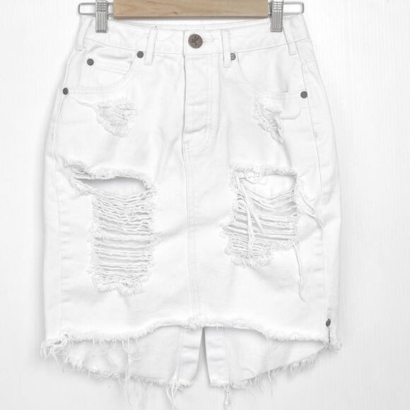 One Teaspoon Dresses & Skirts - ONE Teaspoon 2020 High Waist Super Fitted Distressed white mini Skirt 26